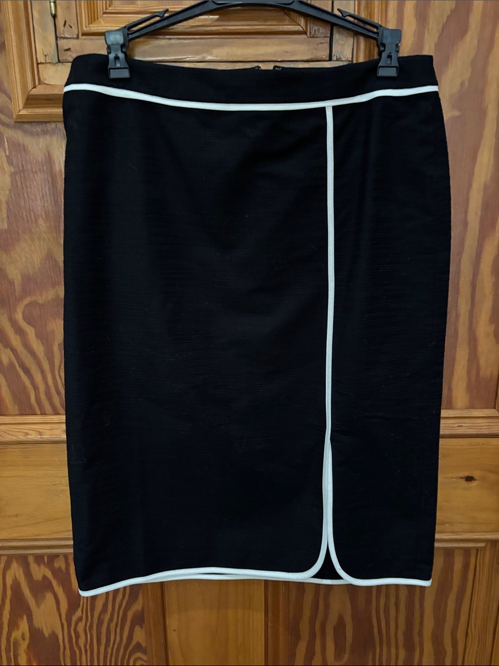 Ann Taylor Black Pencil Skirt with White Piping